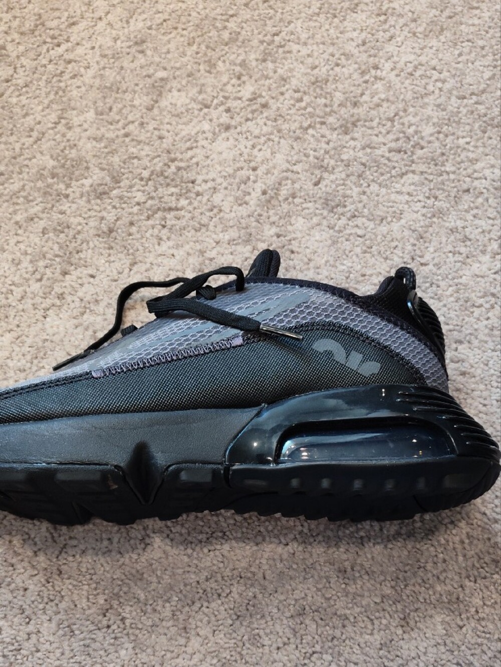 Nike Women's Athletic Low-Top Sneakers in Gray and Black - Picture 8 of 9